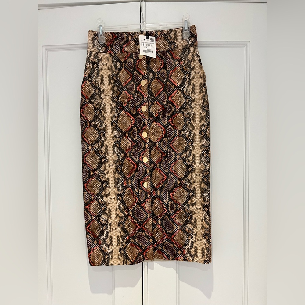 Zara Snake-Print Button-Front Midi Skirt in Brown and Red